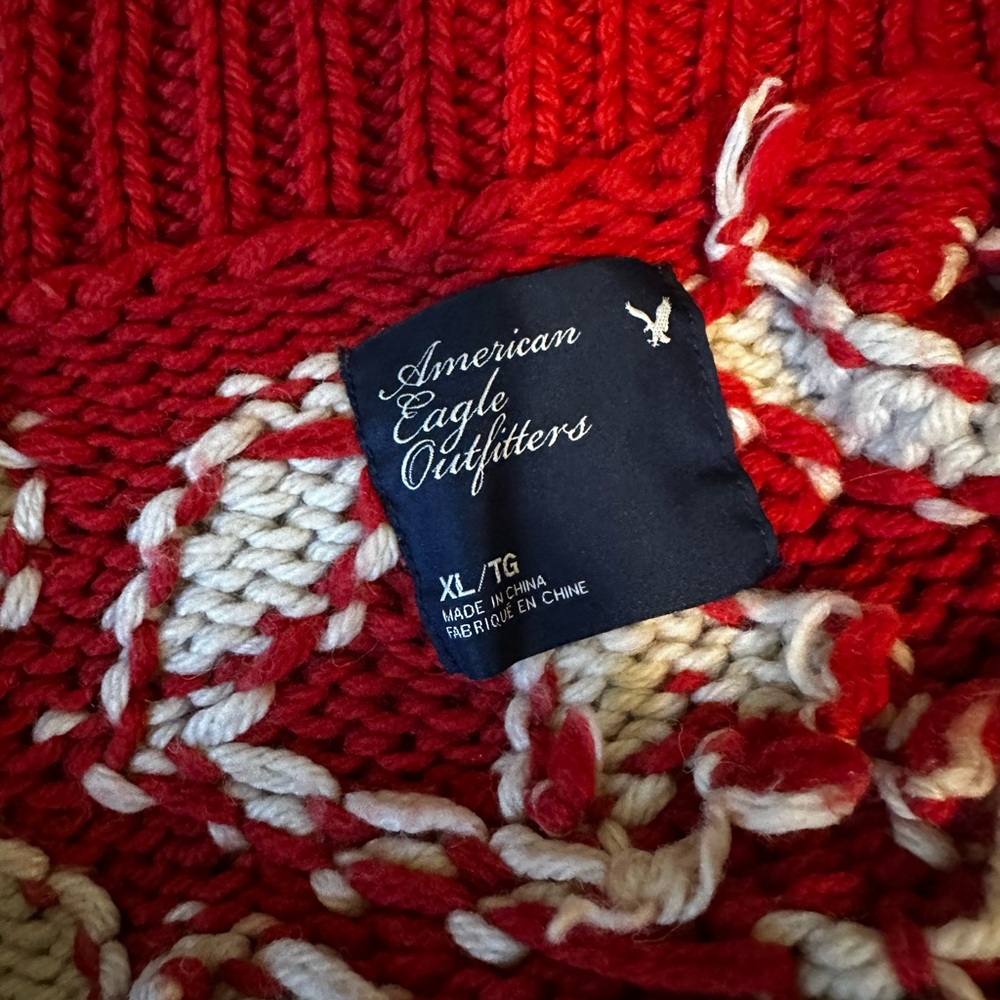 Vintage American Eagle Outfitters Red and Cream Cardigan - Picture 5 of 5